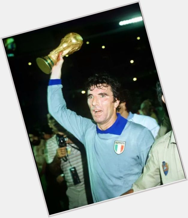 Happy 75th birthday to the football legend that is Dino Zoff.  