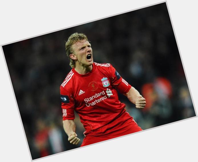 Happy 35th Bday to the left back/right back/forward/leftwinger/rightwinger/striker Dirk Kuyt, who can play anywhere! 