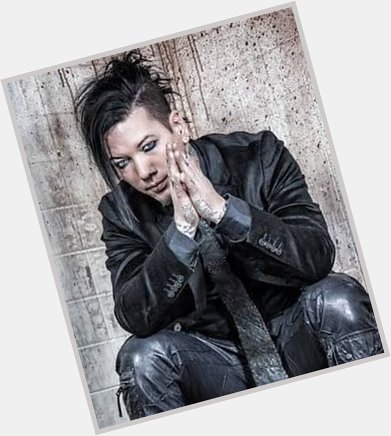 Happy Birthday to DJ Ashba!!!!
You\re one of my most favorite Guitar player 