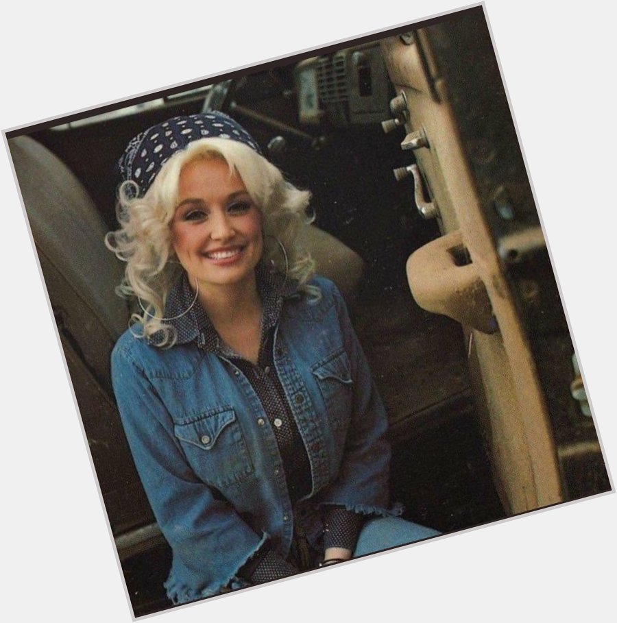 Happy 76th bday Dolly Parton. 