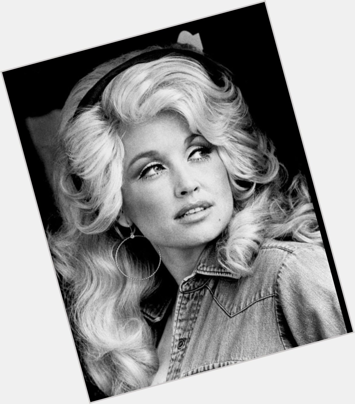 Happy birthday Dolly Parton 