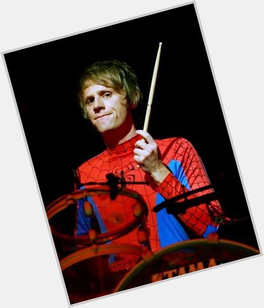 Happy birthday to my favorite drummer in the world, dominic howard 