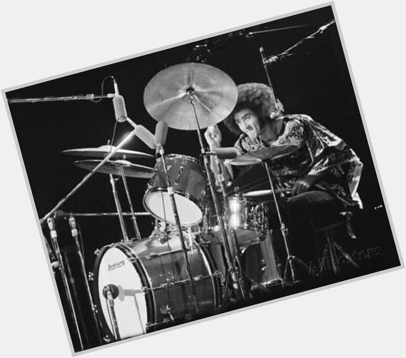 Happy Birthday 67th to Don Brewer !
the most powerful drummer in Rock History ! 