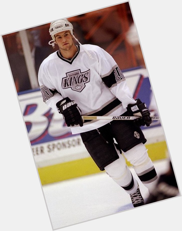 Happy birthday to former forward Don MacLean, who was born on January 14, 1977.  