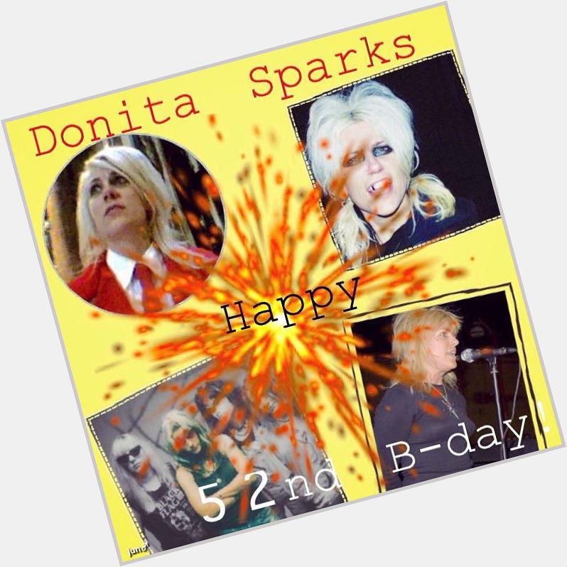 Donita Sparks 

( V & G of L7 )

Happy 52nd Birthday !!!

8 Apr 1963 

Riot Grrrl 

Grunge 

Icon & Legend 