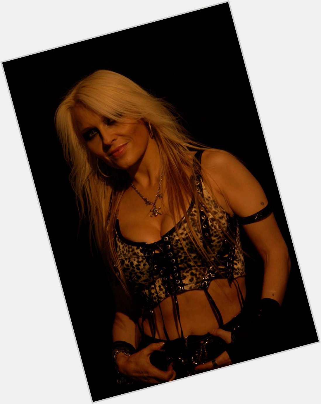 I d like to take a moment to ish the Metal Queen, Doro Pesch, a very very Happy Birthday.  