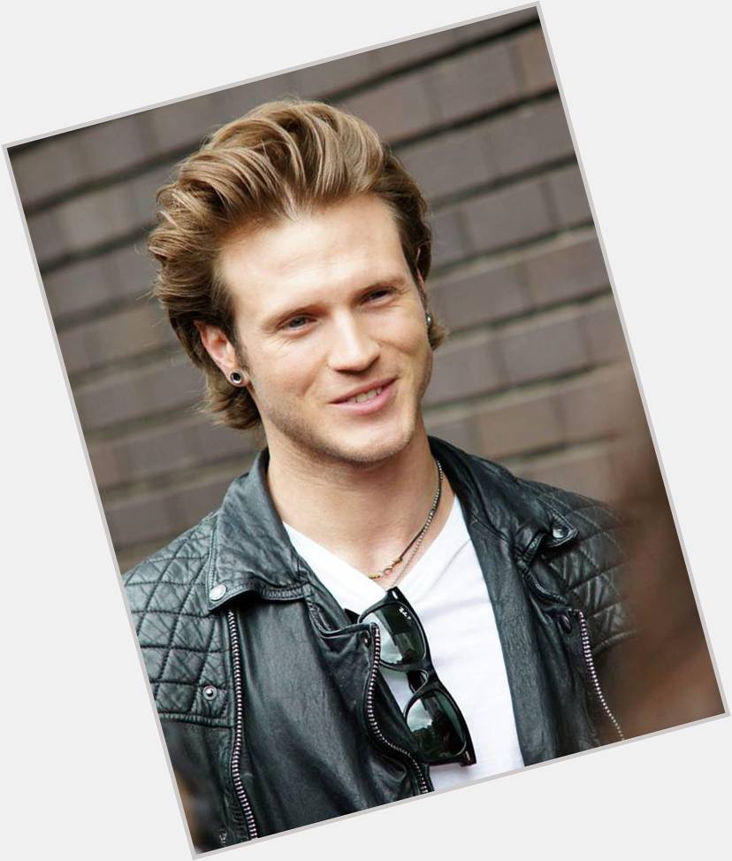 Happy Birthday Mr. Dougie Poynter! Can you please just marry me? Please?      