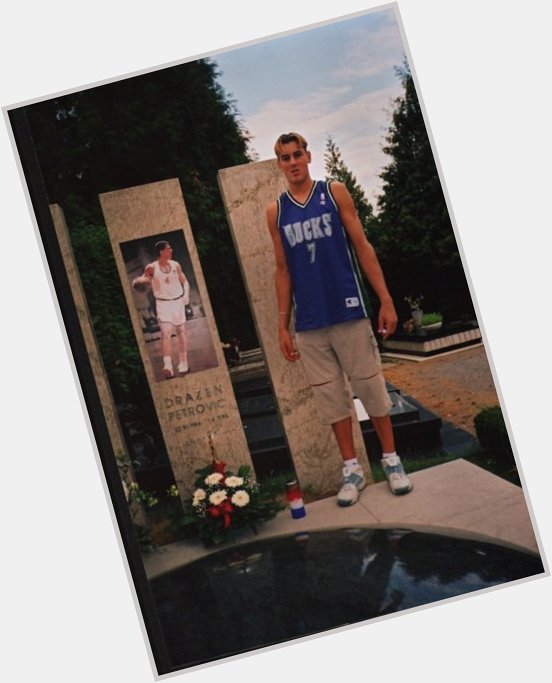 Can\t forget to wish Drazen Petrovic a Happy Birthday Today. 

Here\s Bogut at his grave site. Age 15. 