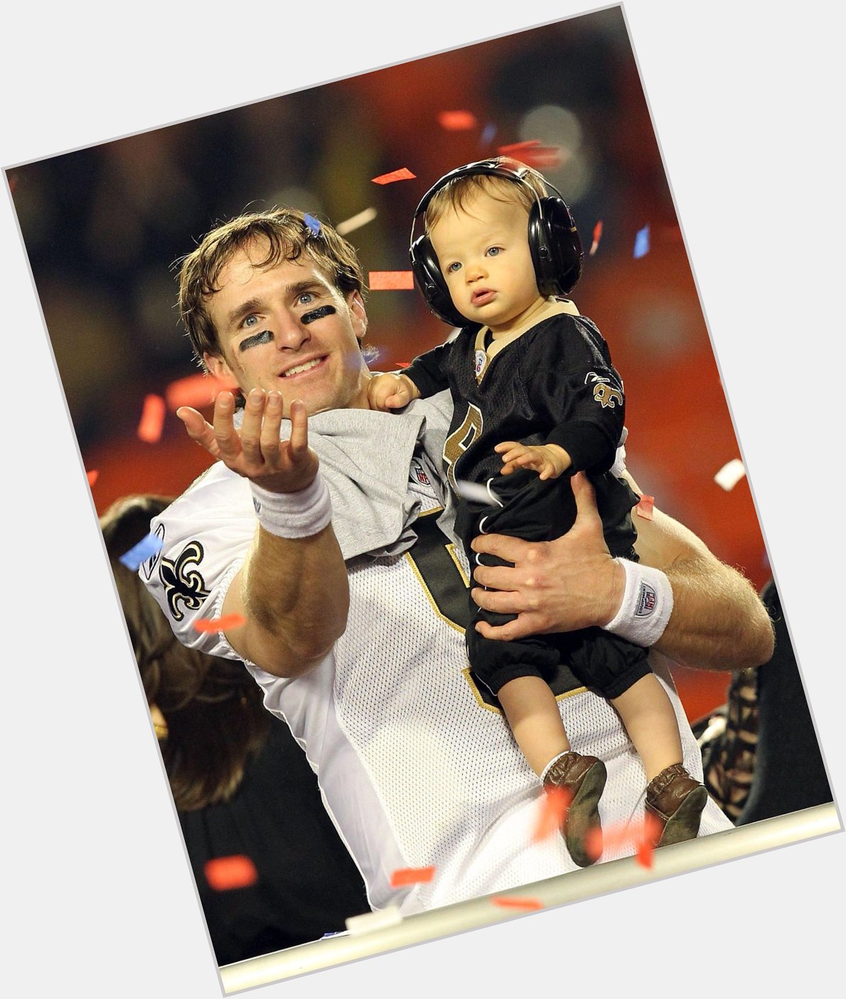 Happy 36th birthday to Saints QB  Drew Brees and his son Baylen too! 
