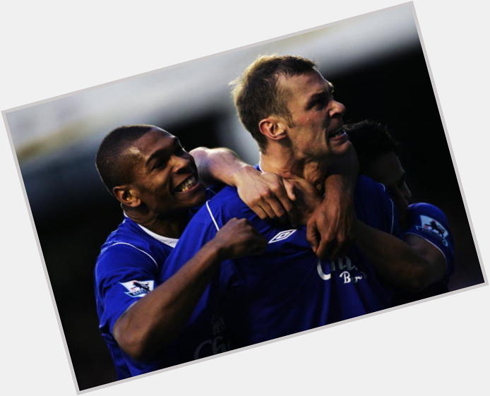 Happy Birthday, Duncan Ferguson!

But don\t make him angry. You wouldn\t like him when he\s angry. 
