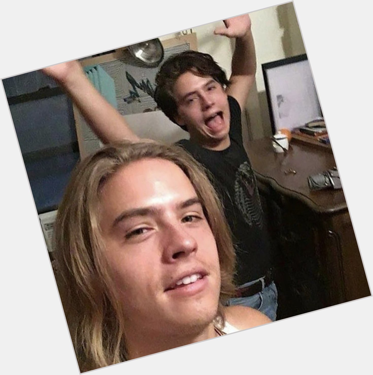 HaPpY bIrThDaY tO COLE SPROUSE aNd DYLAN SPROUSE    