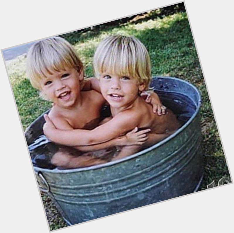 Happy birthday to my daddies, Cole and Dylan Sprouse!      