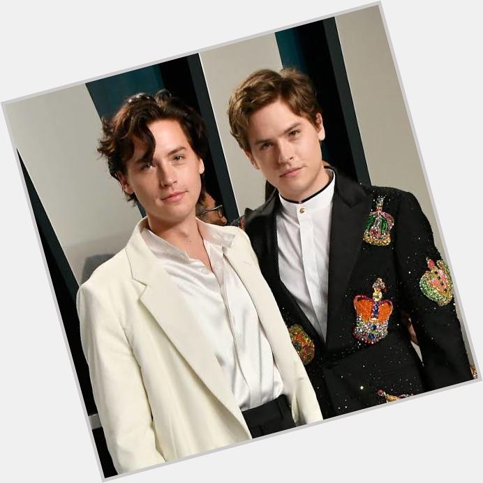 A beautiful thread about the amazing twins Cole Sprouse and Dylan Sprouse  Happy birthday to them 