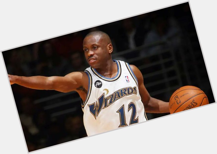 Happy 45th Birthday To Earl Boykins .

*13 year NBA career at just 5 5
*Averaged double digits for 5 seasons 
