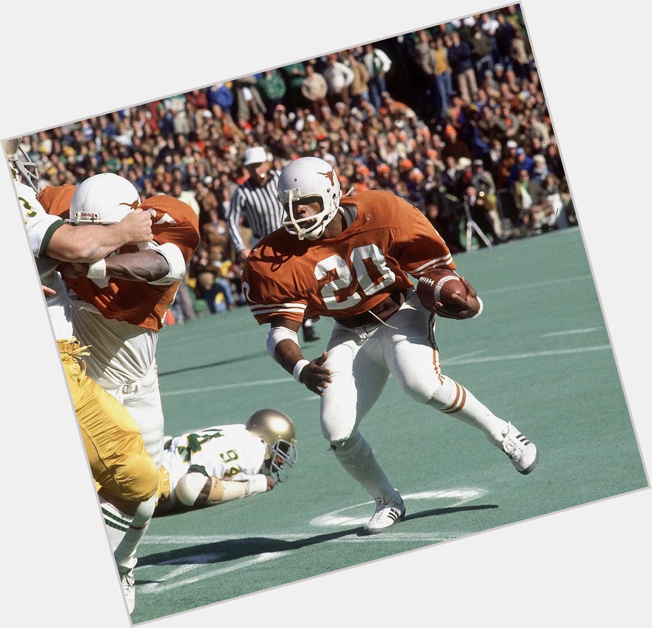    Happy 62nd Birthday To Earl Campbell! 