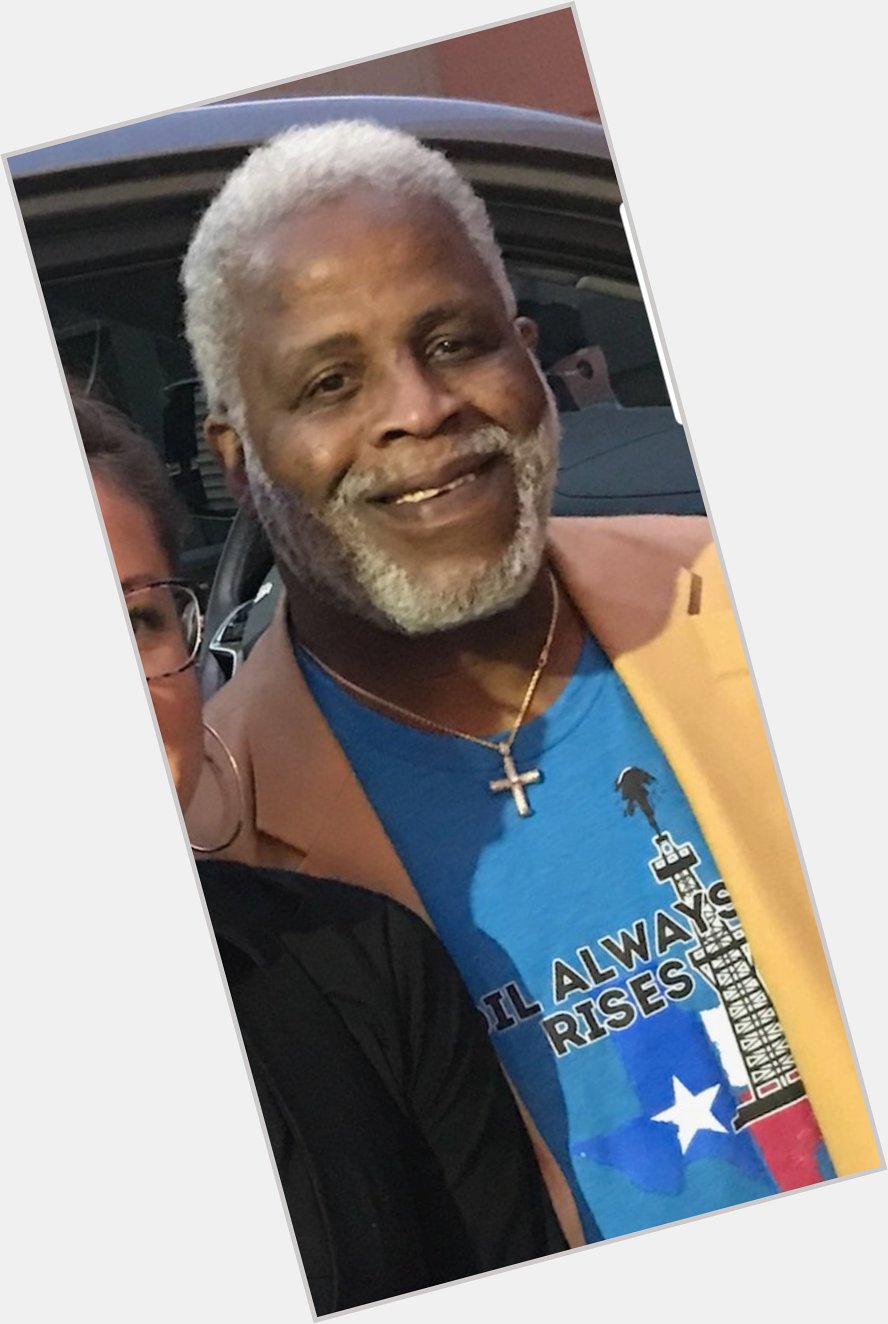 Happy Birthday to Earl Campbell!! God Bless Earl Campbell! 