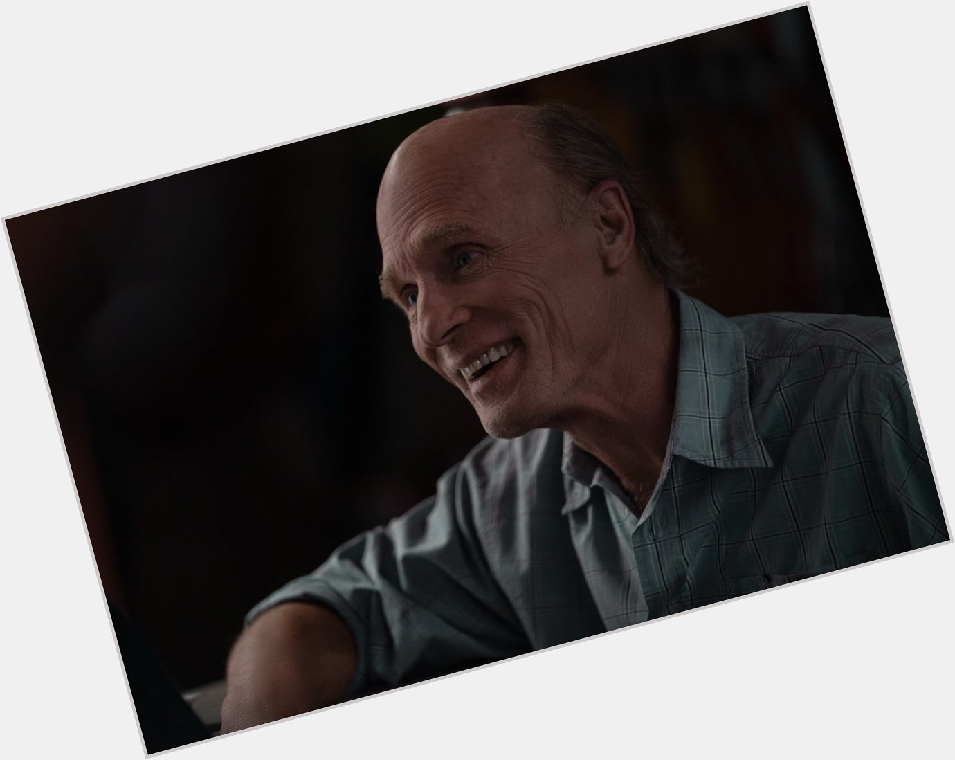 Happy Birthday to Ed Harris! 

He is as magnetic as ever in his portrayal of Lyle in 