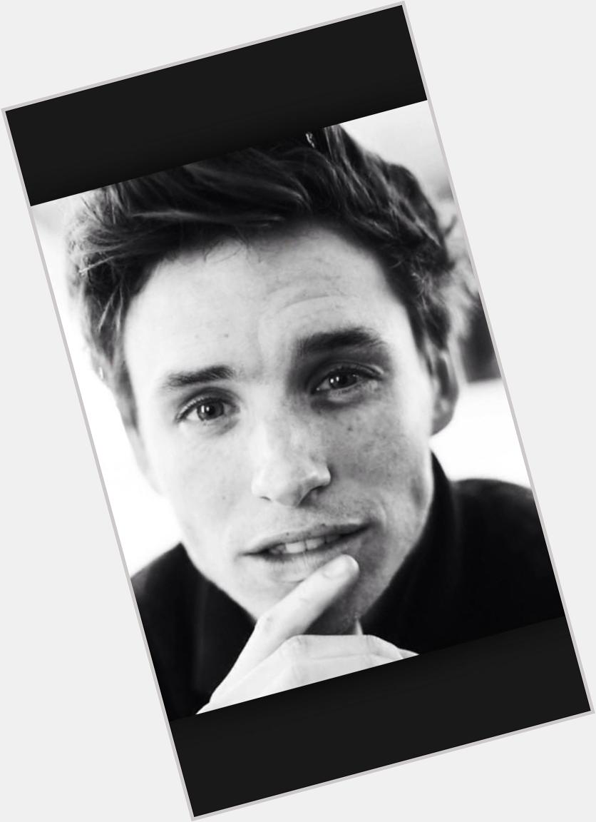 Happy 33rd birthday Eddie Redmayne an amazing actor, singer and model with an even better face 