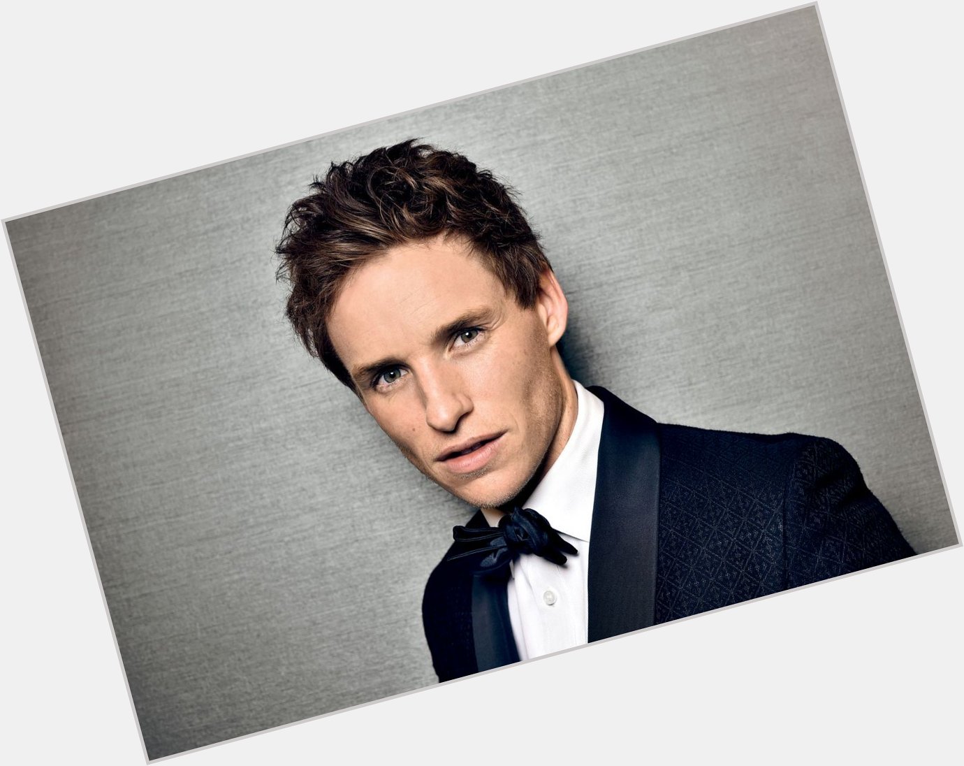 Happy birthday to Newt Scamander himself, EDDIE REDMAYNE! May your day be magical and brilliant! :) 