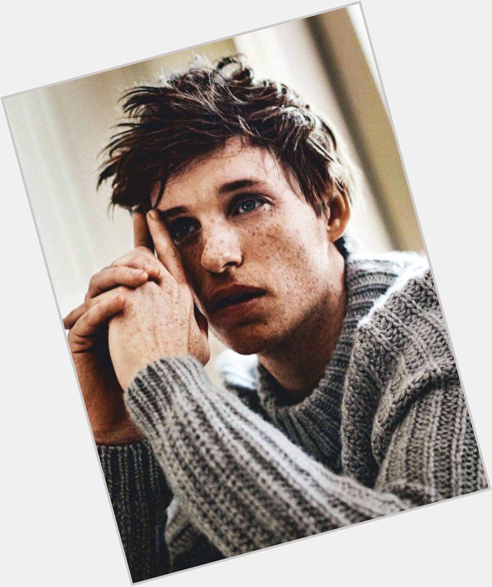 Happy birthday to this brilliant and amazing man. He such a talented actor. Happy birthday Eddie Redmayne ! 