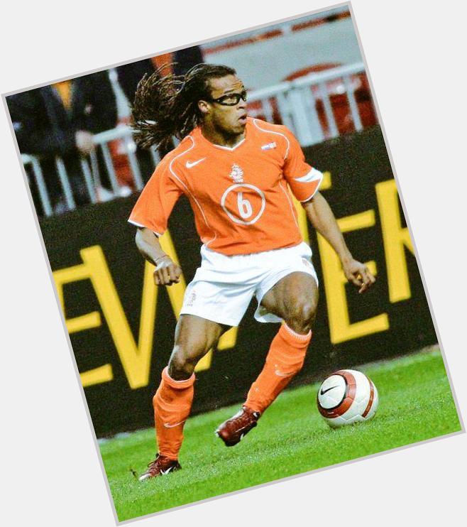 Happy Birthday to the most swaged up football player.... B|
Edgar Davids 