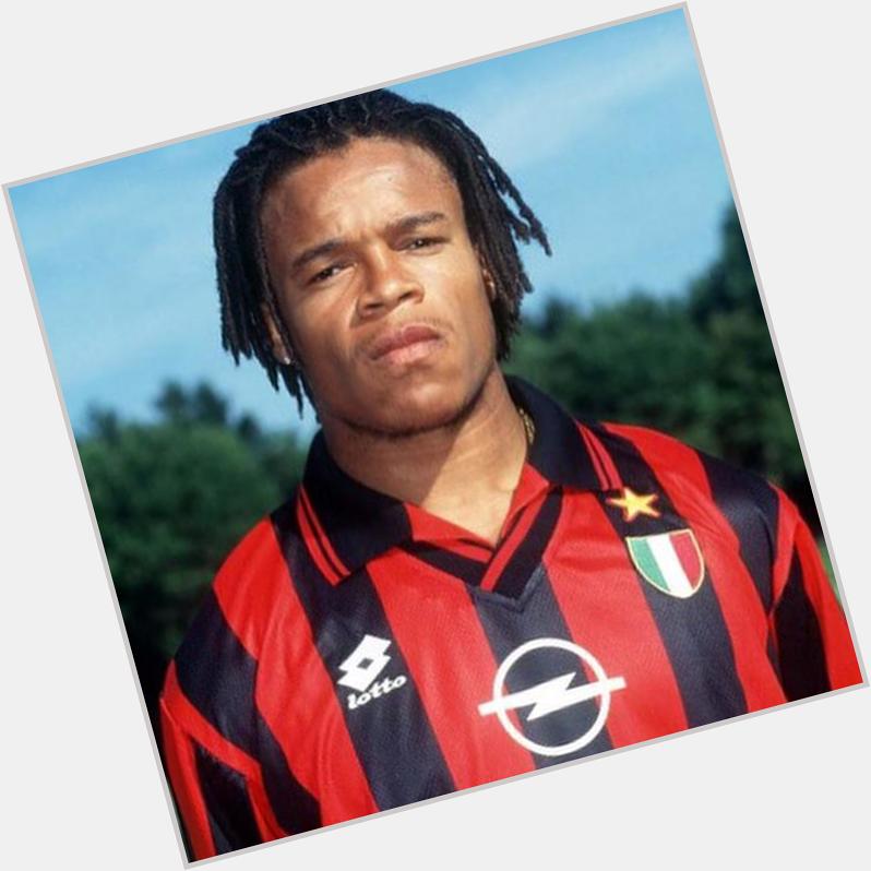 Happy Birthday to the former AC Milan player Edgar Davids. He turns 42 years old today -   