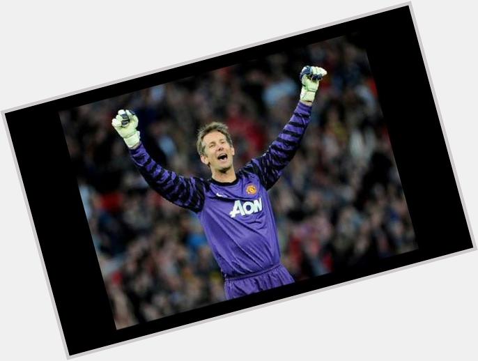 Happy birthday Edwin Van Der Sar, former Man.United GK who turns 44 today .. Wish you luck at ur career (y) 