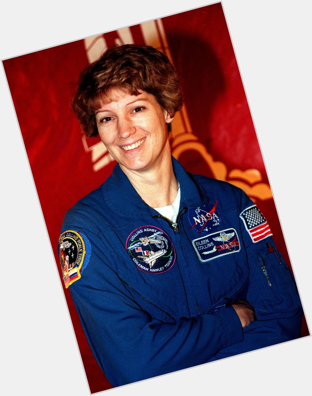 was born the greatest Shuttle CDR. Happy birthday to the beautiful Eileen Collins  Remessage? 