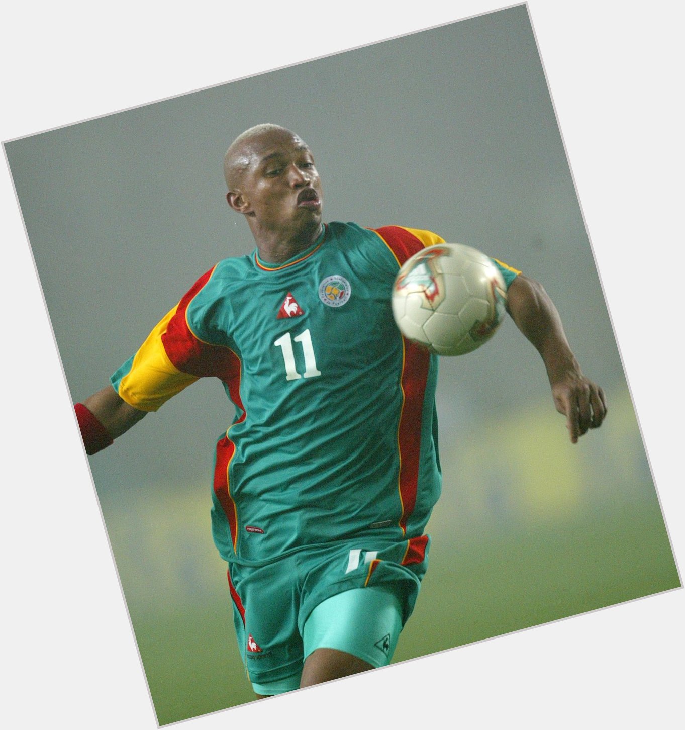  Happy Birthday to former Senegal  international, El Hadji Diouf! 