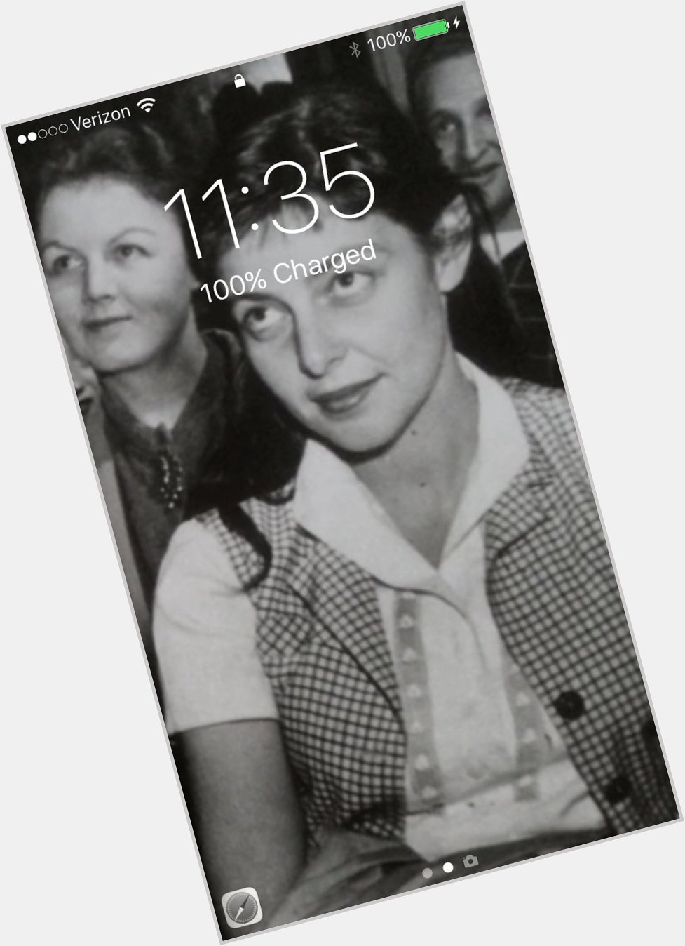 Oops, almost forgot to wish Elaine May a happy birthday, & she\s my lock screen and everything!! 