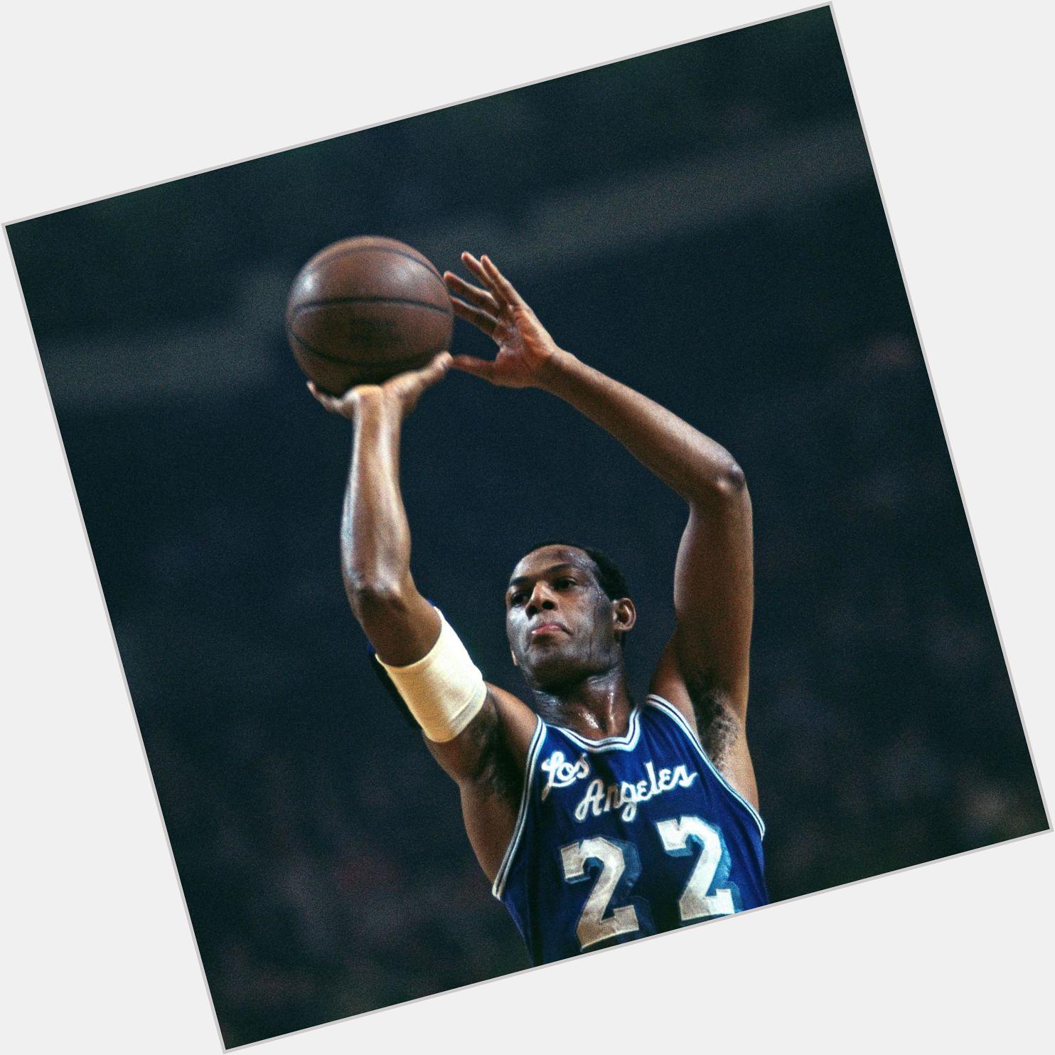 Happy Birthday to 11-time All-Star Elgin Baylor! The legend turns 81 today. 