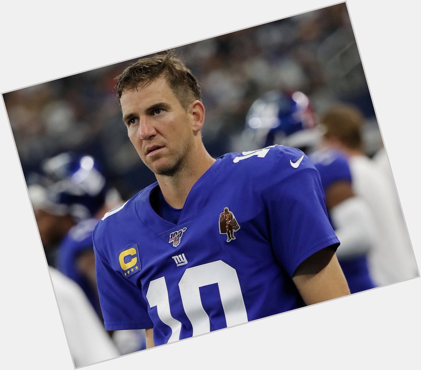 Today is Eli Manning s 39th birthday 
One like = one happy birthday to Eli 