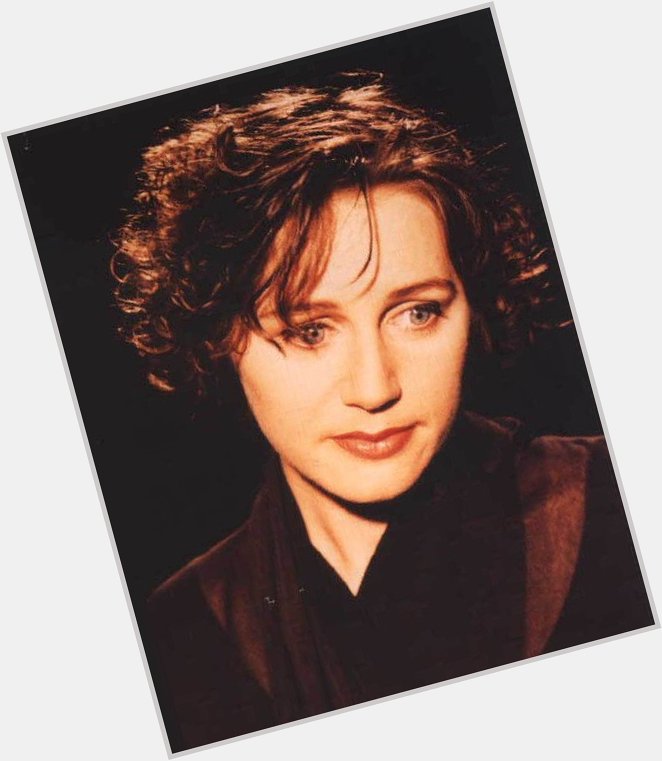 Happy Birthday our geogous Elizabeth Fraser of 57 is just a number. 