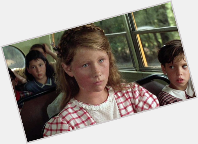 Happy Birthday to Elizabeth Hanks, here in FORREST GUMP! 