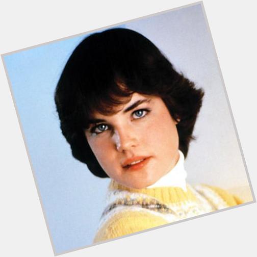 Happy 54th Birthday to talented actress/singer Elizabeth McGovern! Married Brit, moved 2 UK,  4 Downton Abbey!    