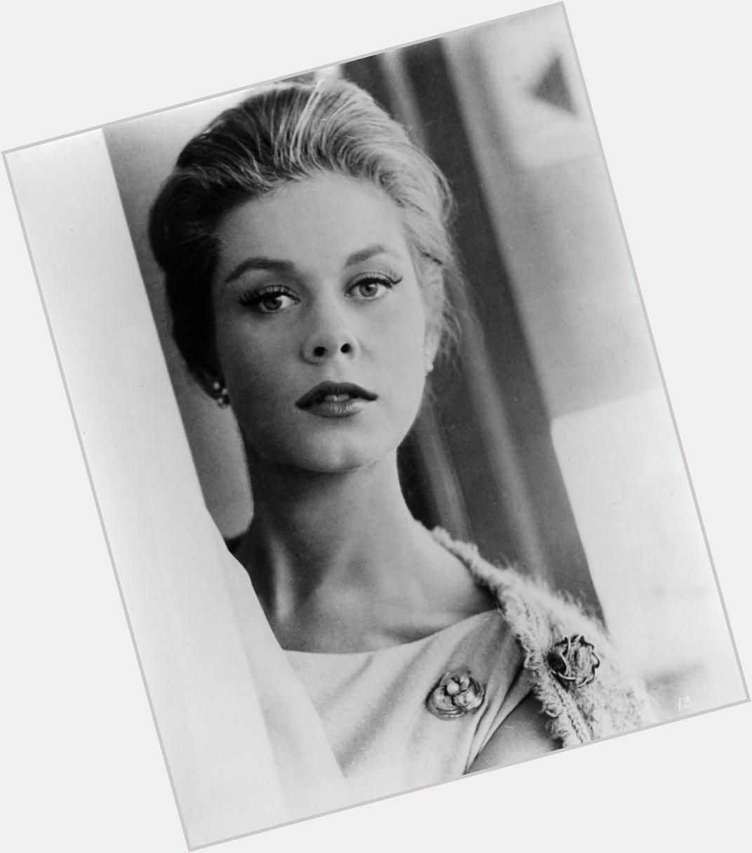 Happy birthday to this beauty, Elizabeth Montgomery is so underrated, I love you 