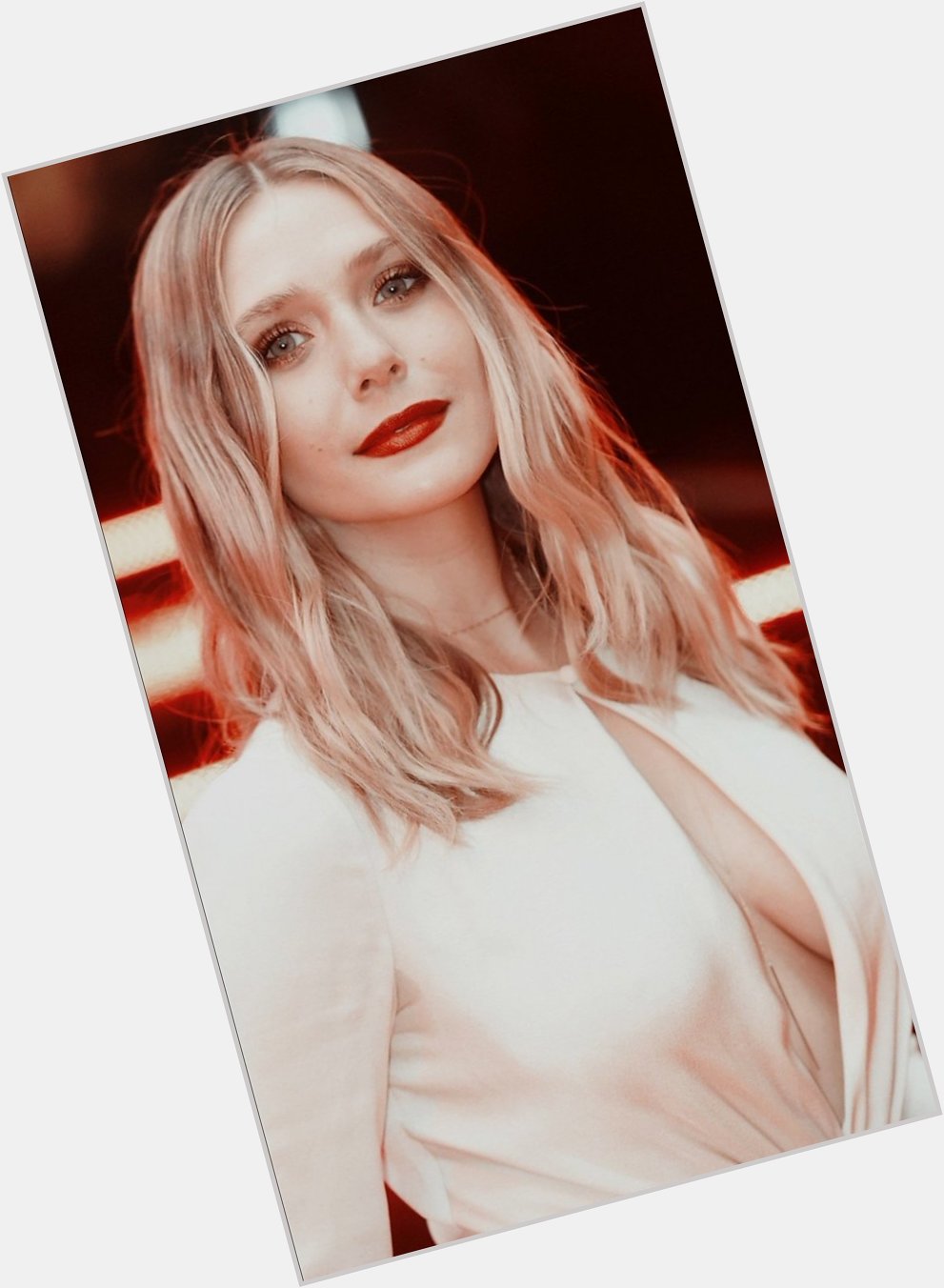 God is a woman and her name is Elizabeth Olsen
HAPPY BIRTHDAY LIZZIE <3 