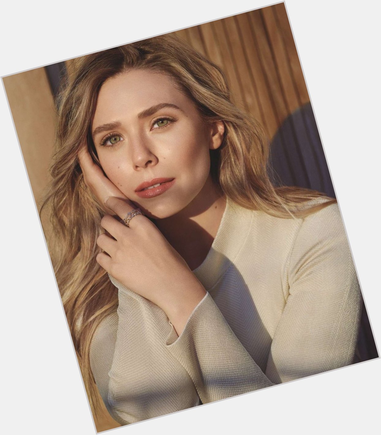 Happy Birthday to this beautiful ray of sunshine   Elizabeth Olsen, thank you brighting up our world 