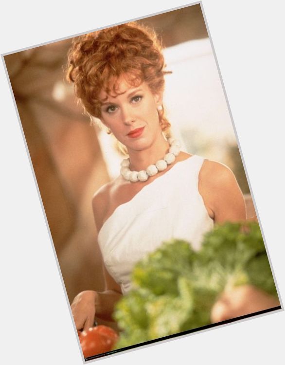 Happy birthday to Elizabeth Perkins, who starred as Wilma in the 1994 family comedy \The Flintstones.\ 