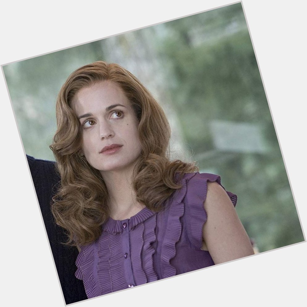 Forever wishing Esme was our vampire mother. Happy birthday Elizabeth Reaser! 