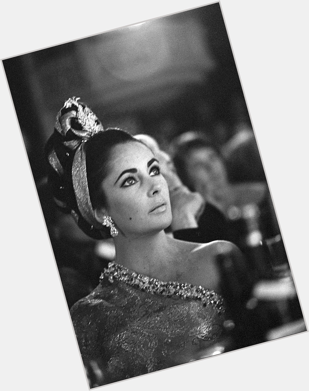 Happy heavenly birthday to THE icon and legend, Elizabeth Taylor 