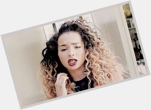 Happy birthday to Ella Eyre ( 