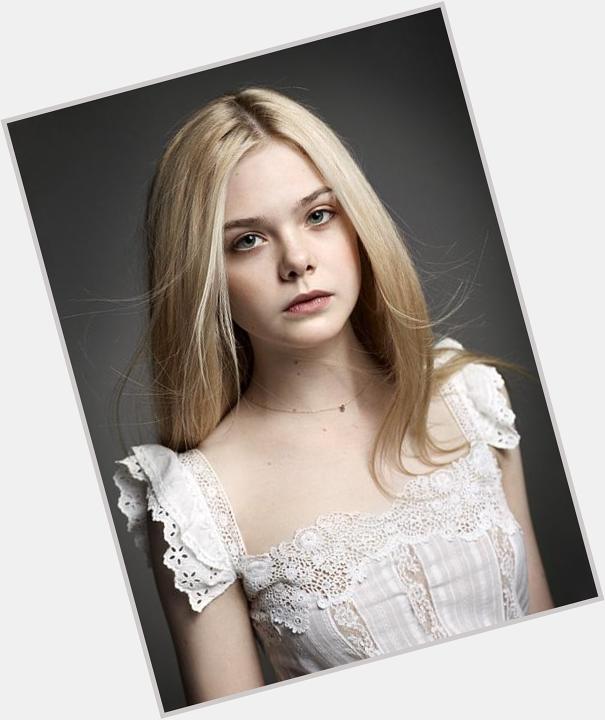 Happy 17th Birthday to the Beautiful Elle Fanning! :D (though I think your sister is prettier than you, but anyway!) 