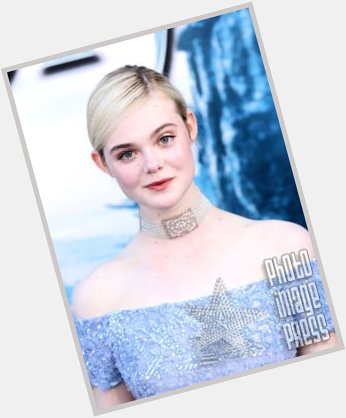 Happy Birthday Wishes to Elle Fanning!    