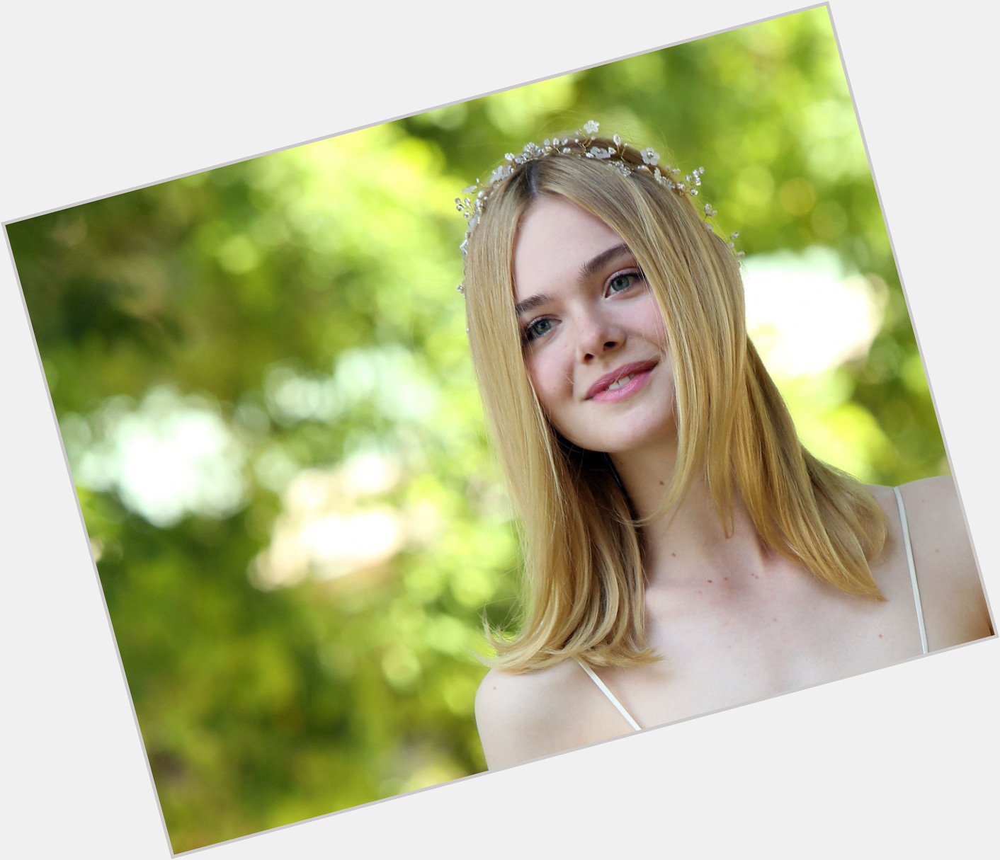 Happy 22nd Birthday to gorgeous Elle Fanning. 