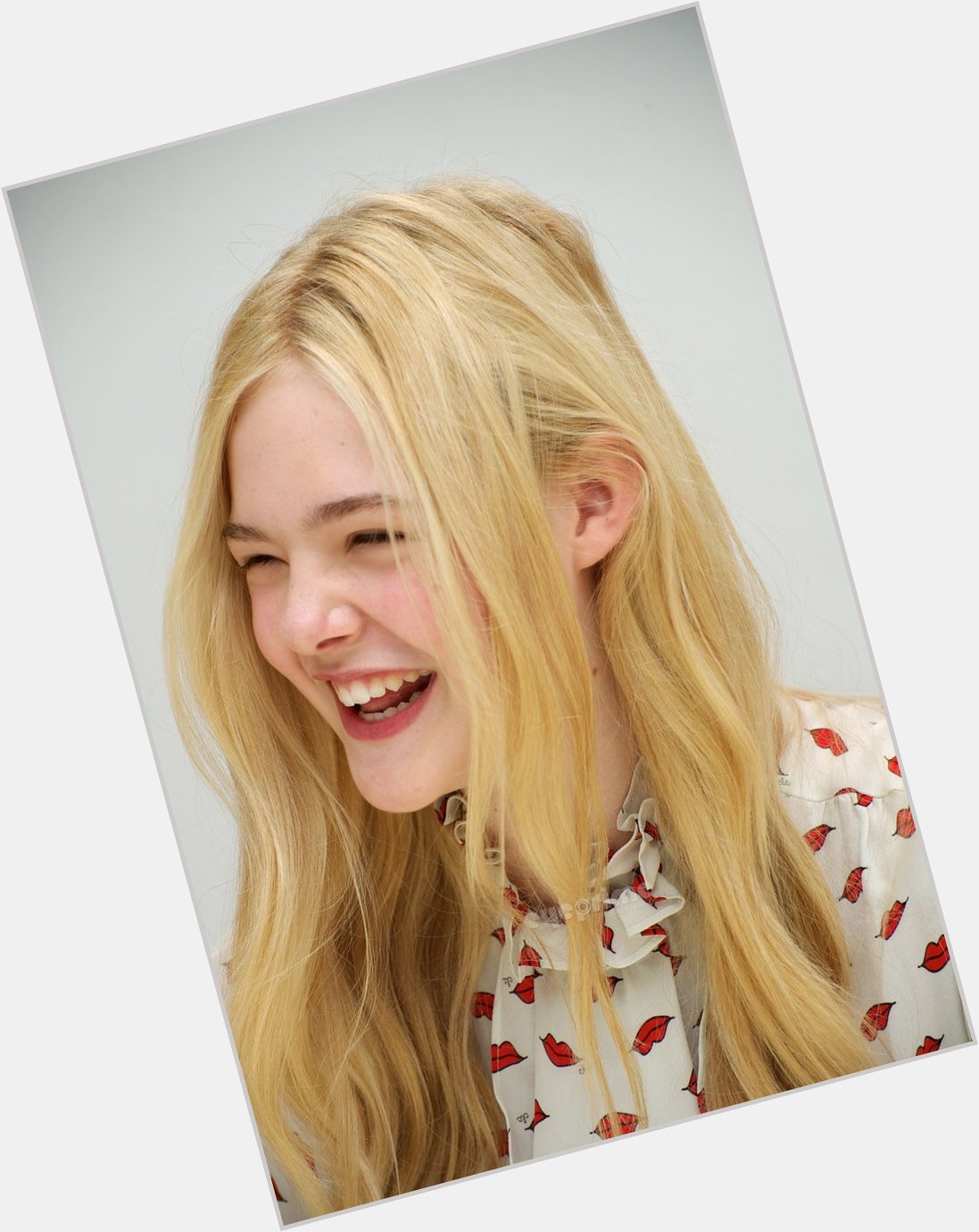 Happy 22nd Birthday to ELLE FANNING 