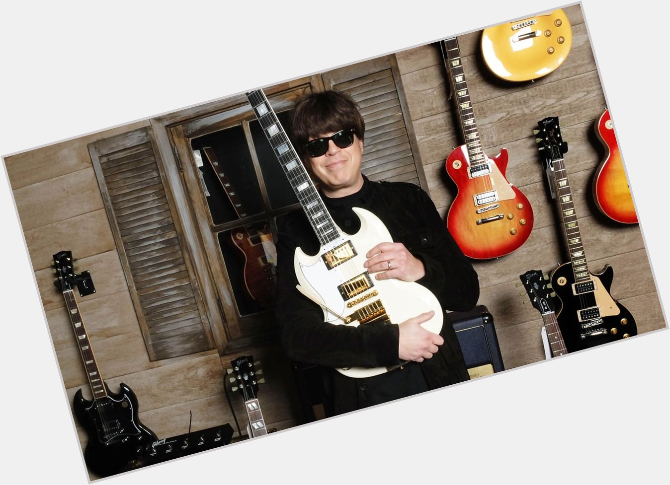 Happy birthday to Elliot Easton of The Cars! Have a rock solid day, Elliot!    