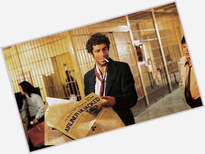 Happy birthday to Elliott Gould. His Marlowe is the coolest guy in the world 