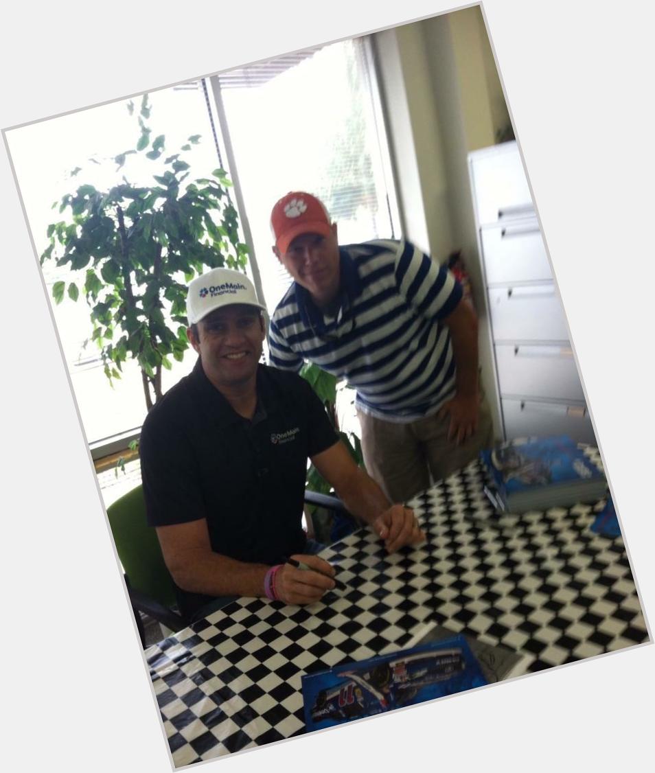  to meeting one of my fav drivers Happy Birthday Elliott! 