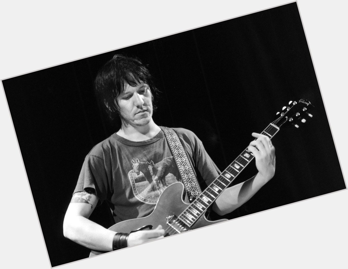 \"I\m just writing songs about how I feel or about how people I know feel.\"
Happy birthday, Elliott Smith! 